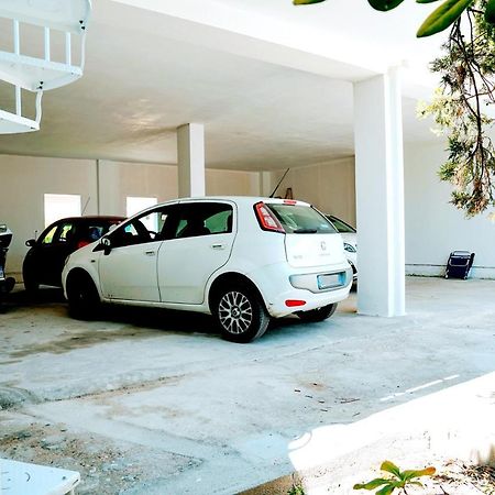 Torre Lapillo Fronte Mare In Centro With Covered Parking トッレ・ラピッロ エクステリア 写真
