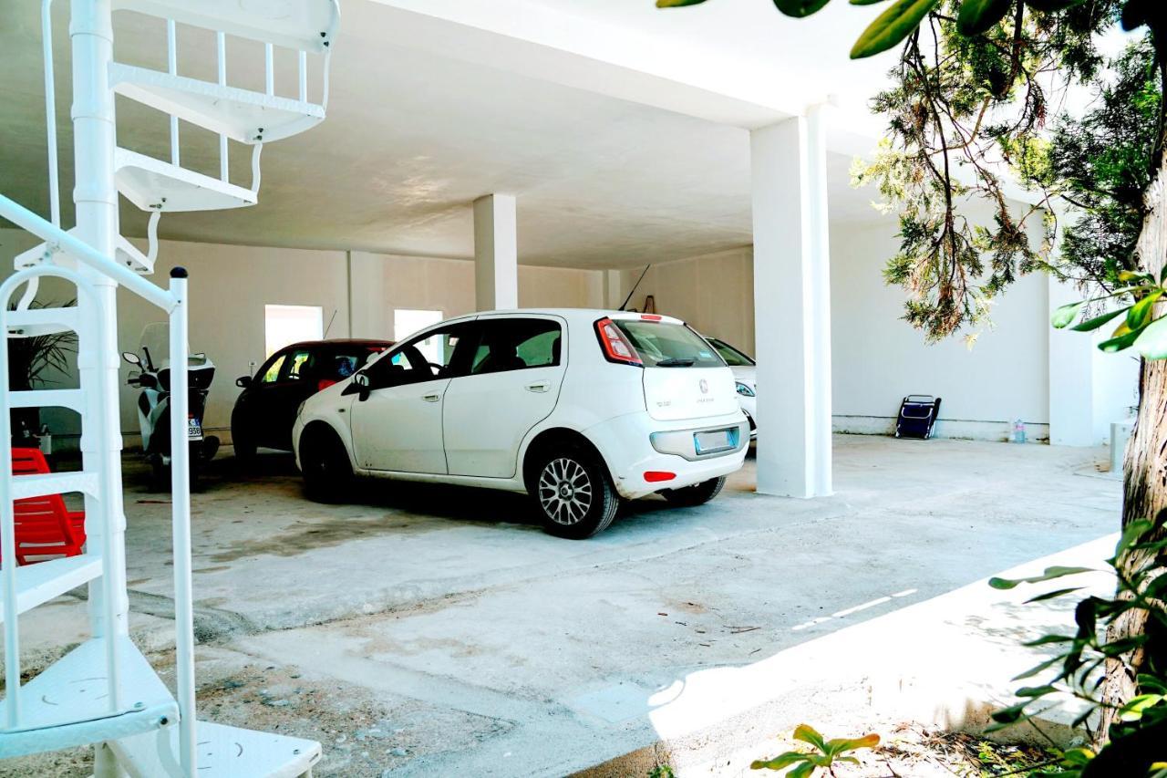 Torre Lapillo Fronte Mare In Centro Con Parcheggio Coperto トッレ・ラピッロ エクステリア 写真