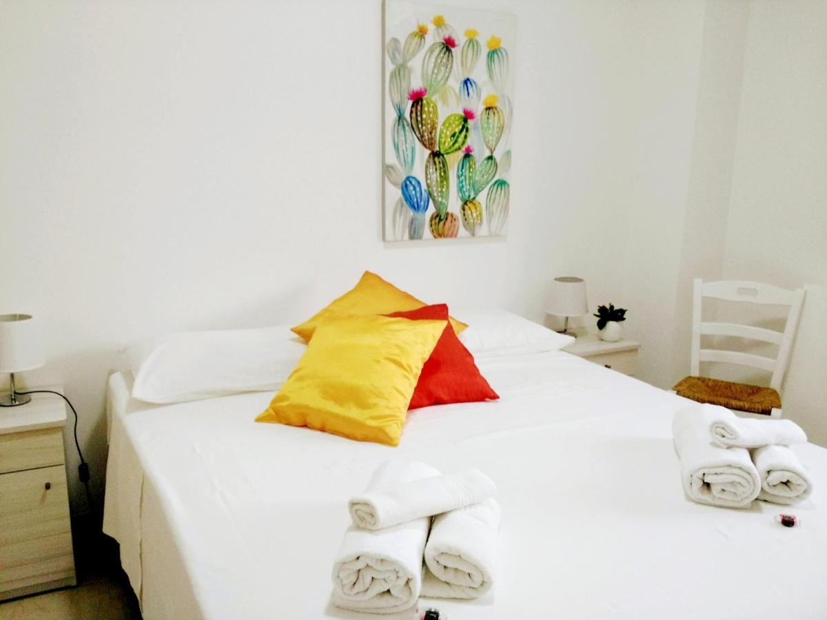 Torre Lapillo Fronte Mare In Centro Con Parcheggio Copertoヴィラ エクステリア 写真